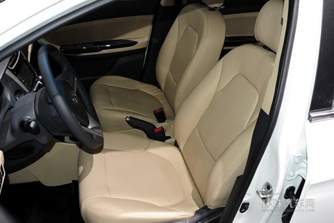 2013款 1.5L 手動尊貴型