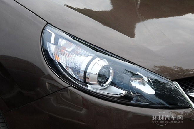 2013款 1.5L MT豪華型