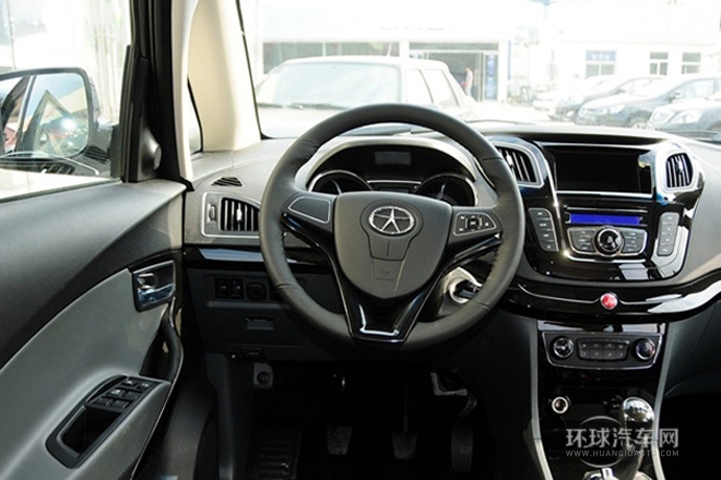 2013款 1.5L MT舒適型