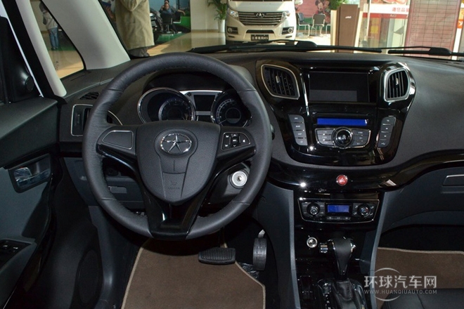 2013款 1.8L AT豪華型