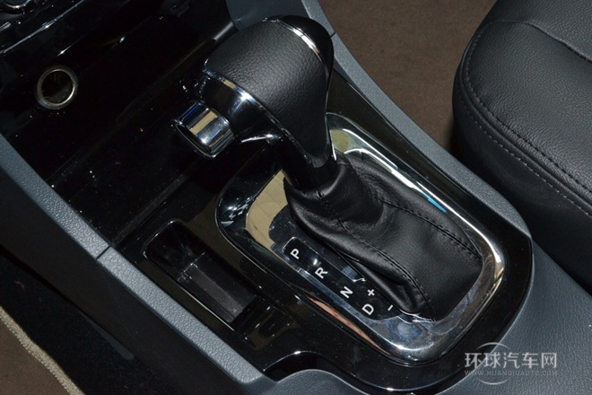 2013款 1.8L AT豪華型