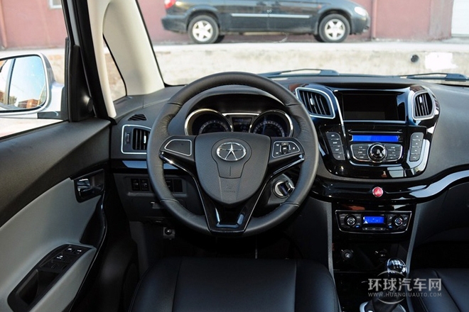 2013款 1.8L MT豪華型