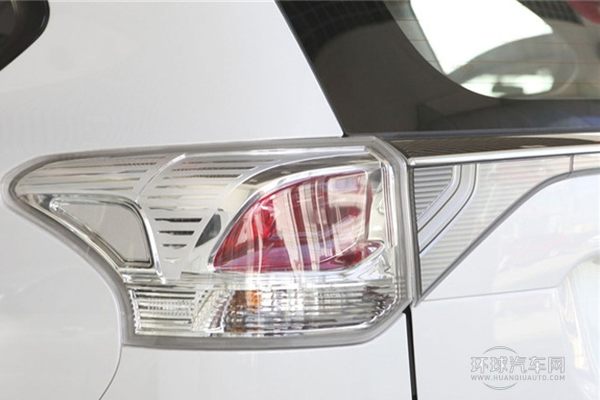 2013款 2.0L 兩驅運動導航版 5座