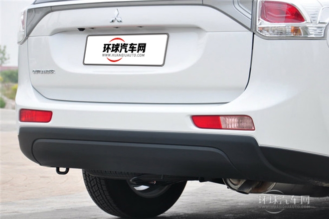 2013款 2.0L 四驅都市導航版 5座