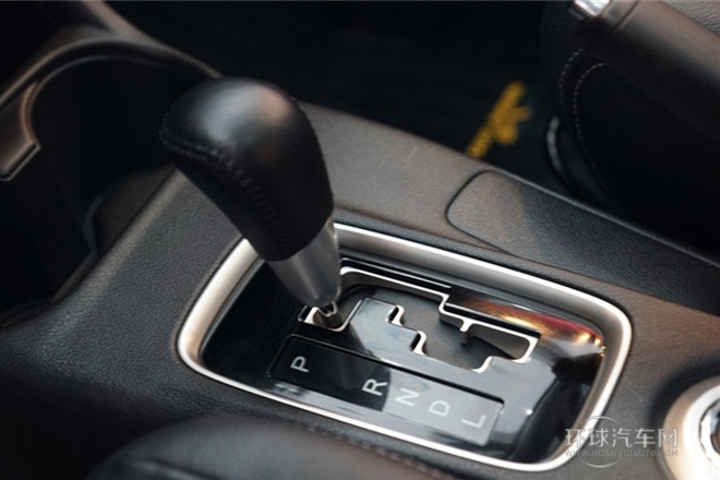 2013款 2.4L 四驅豪華導航版 7座