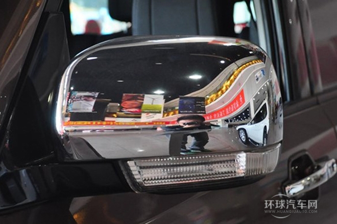 2012款 3.8L 三門炫酷版