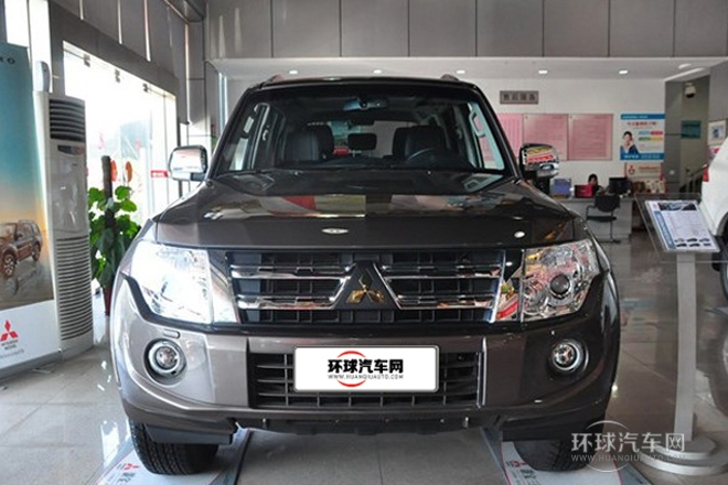 2012款 3.8L 三門炫酷版