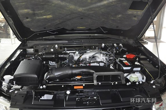 2012款 3.0L 豪華手動版