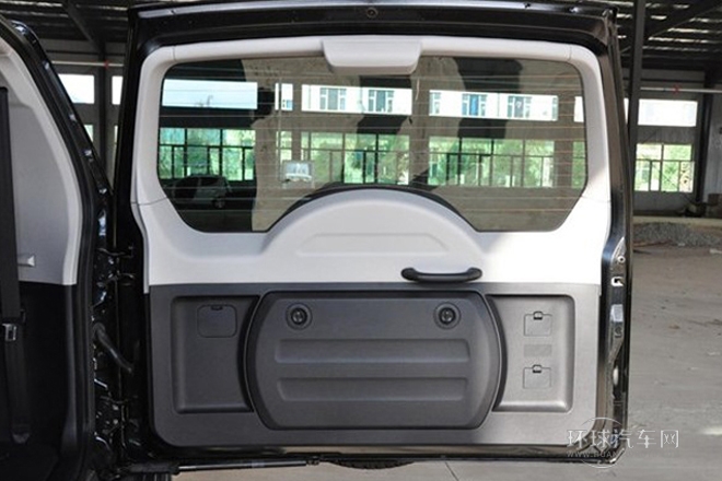 2012款 3.0L 豪華手動(dòng)版