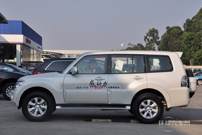 2012款 3.0L 豪華版