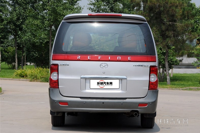 2011款 2.0L政采版 手動豪華型