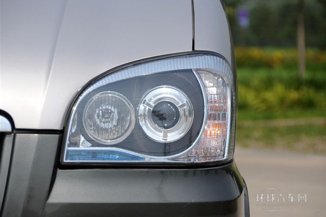 2011款 2.0L政采版 手動豪華型