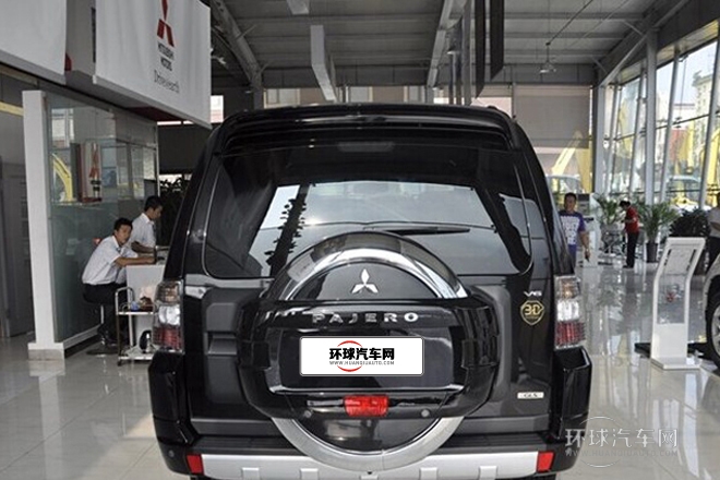 2012款 3.8L 尊貴版