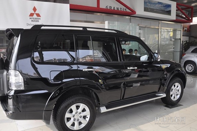 2012款 3.8L 尊貴版