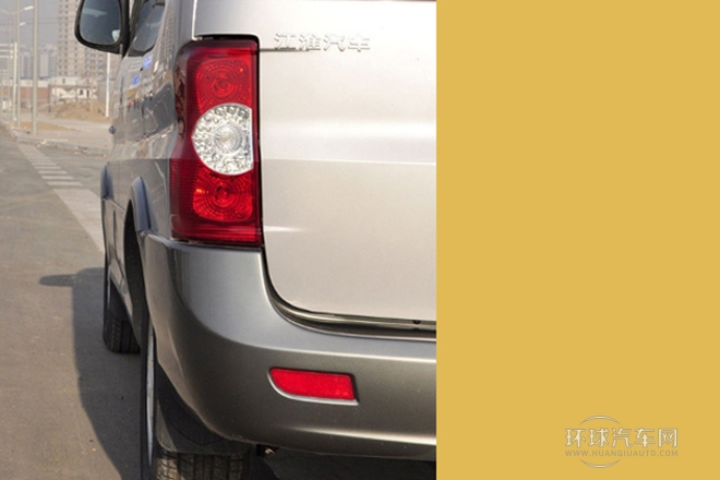 2011款 2.0T祥和 汽油豪華版