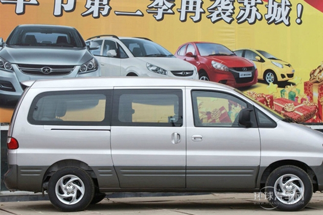 2011款 2.8T穿梭 柴油標準版