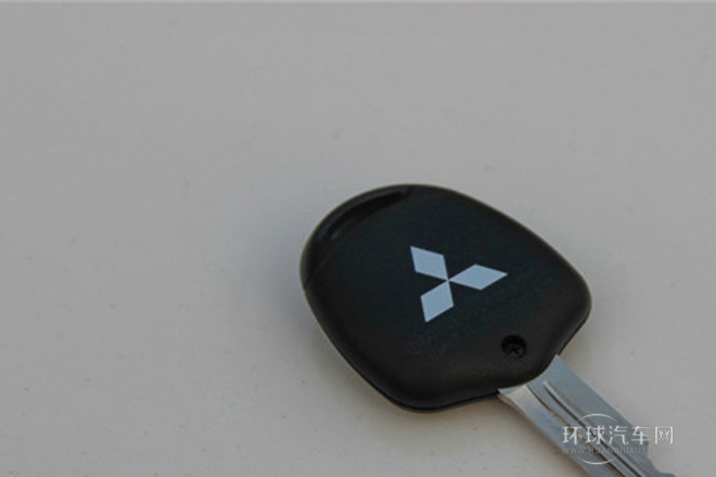 2014款 2.0L 自動(dòng)兩驅(qū)精英版