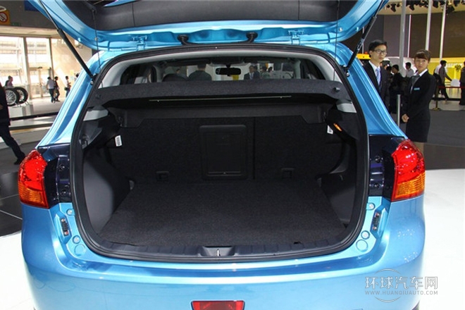 2014款 2.0L 自動(dòng)兩驅(qū)精英版