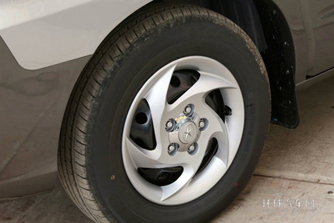 2011款 2.8T穿梭 柴油標準版