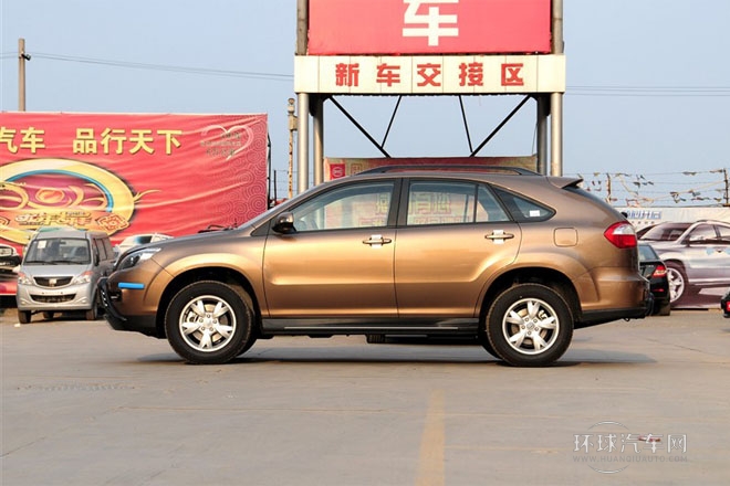 2013款 白金版 2.0L 手動尊貴型