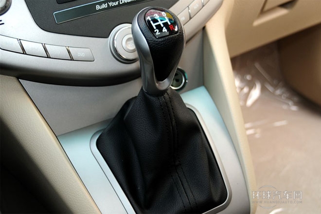 2013款 白金版 2.0L 手動尊貴型