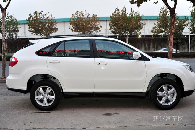 2013款 白金版 2.0L 手動(dòng)尊享型