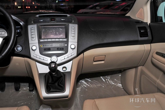 2013款 白金版 2.0L 手動尊享型