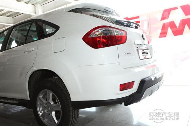 2013款 白金版 2.4L 手動豪華型