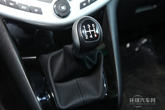 2013款 白金版 2.4L 手動(dòng)豪華型