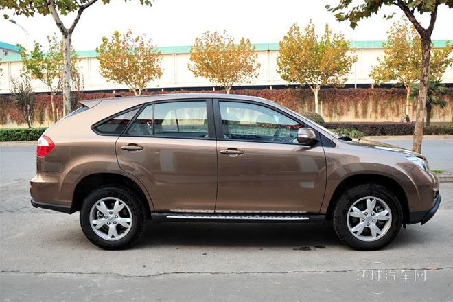 2013款 白金版 2.4L 自動精英型