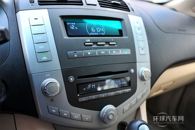 2013款 白金版 2.4L 自動(dòng)精英型