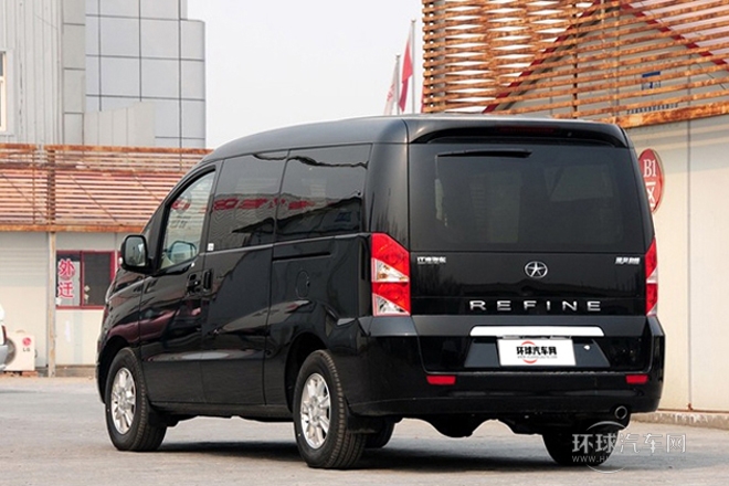 2013款 2.0T 汽油手動公務版