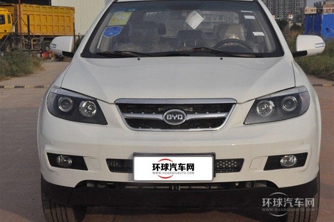 2013款 白金版 2.4L 自動尊享型