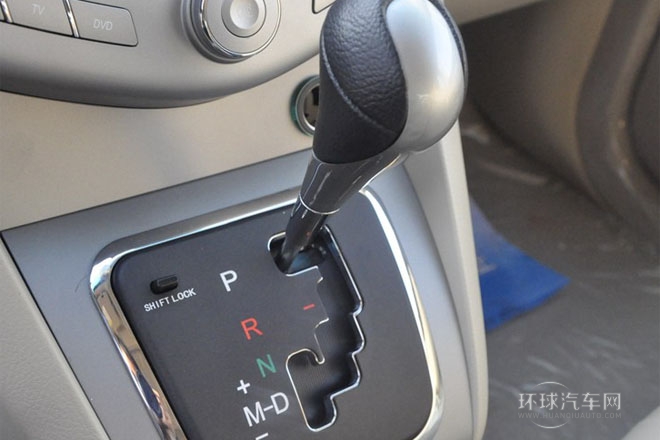 2013款 白金版 2.4L 自動(dòng)尊享型