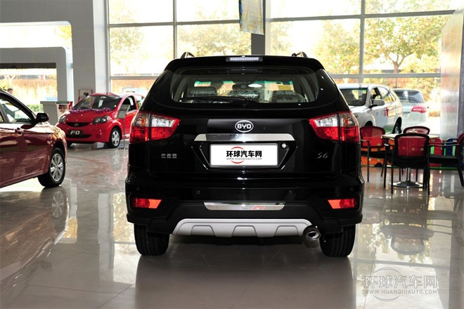 2013款 白金版 2.4L 自動(dòng)尊榮型