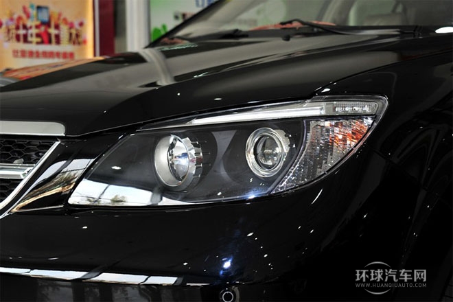 2013款 白金版 2.4L 自動尊榮型