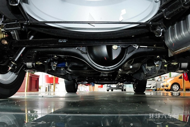 2013款 2.0T 汽油手動商務版