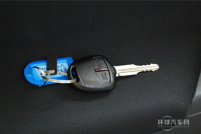 2013款 1.6L 手動兩驅標準版