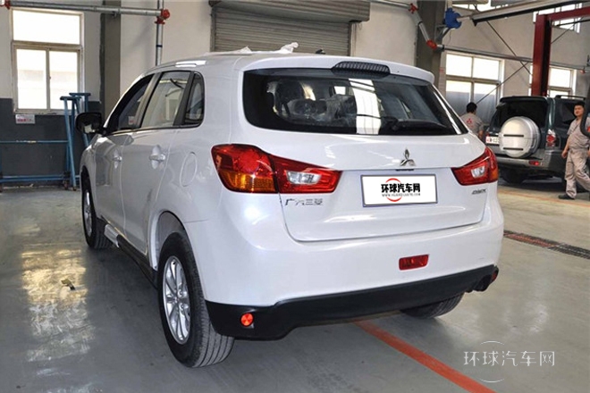 2013款 1.6L 手動兩驅標準版