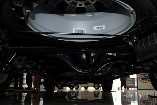 2013款 2.0T 汽油自動(dòng)商務(wù)版