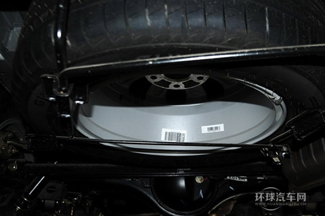 2013款 2.0T 汽油自動商務版