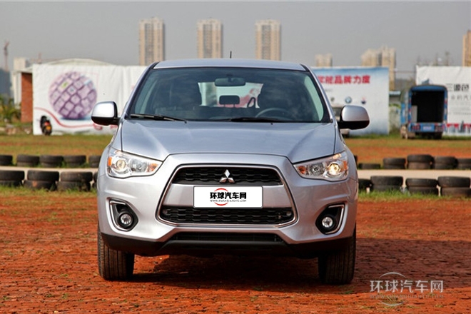 2013款 2.0L 手動兩驅舒適版