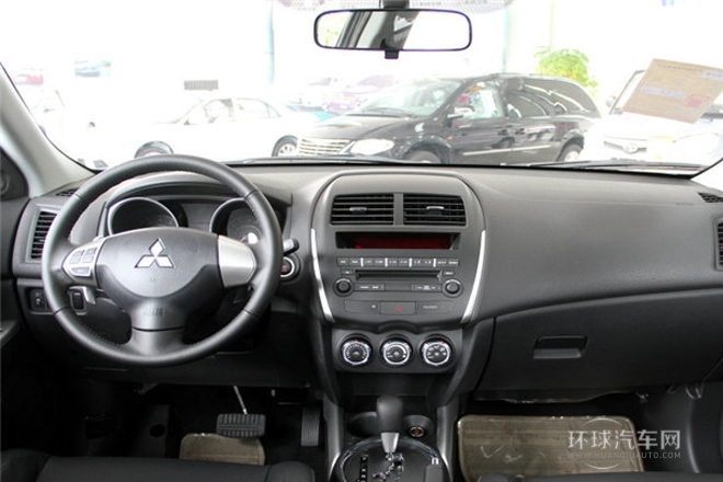 2013款 2.0L 自動(dòng)兩驅(qū)豪華版