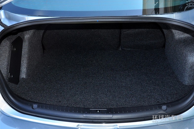 2011款 三廂 1.6L 手動(dòng)舒適型