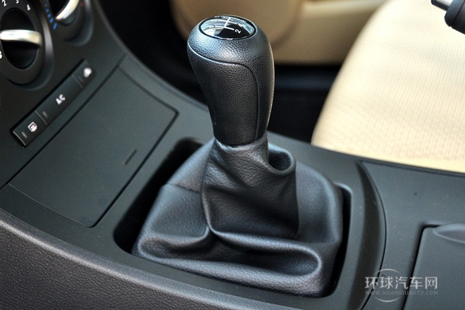 2011款 三廂 1.6L 手動舒適型