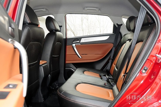 2013款 1.8T 手動新銳版