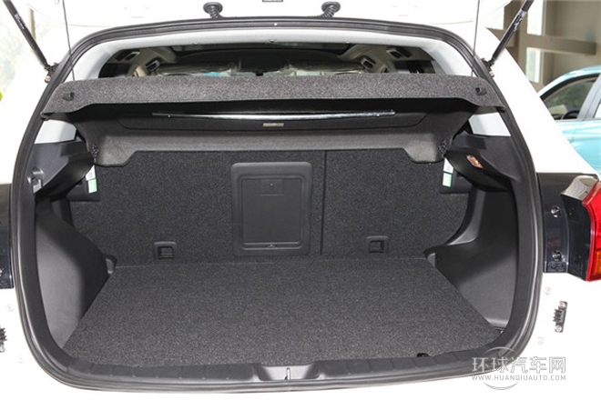 2013款 2.0L 自動四驅(qū)尊貴版