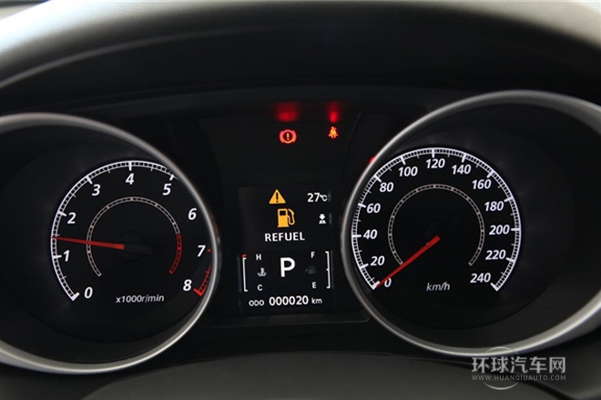 2013款 2.0L 自動四驅尊貴版