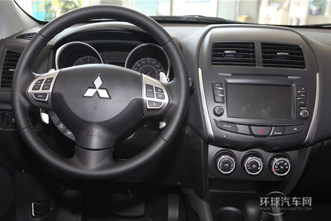 2013款 2.0L 自動四驅(qū)尊貴版