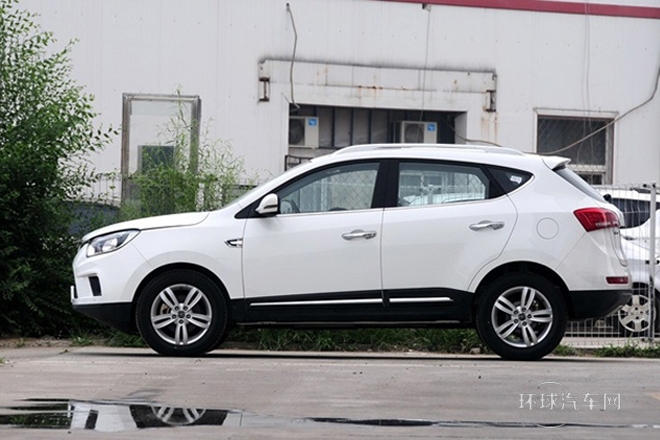 2013款 2.0L 手動尊貴版